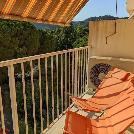 Superbe T2 Proche Des Plages Et Des Commerces 耶尔