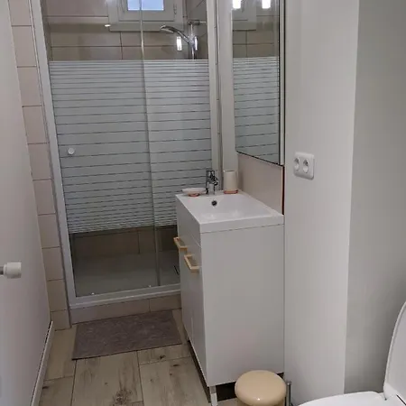 Superbe T2 Proche Des Plages Et Des Commerces * Hyères